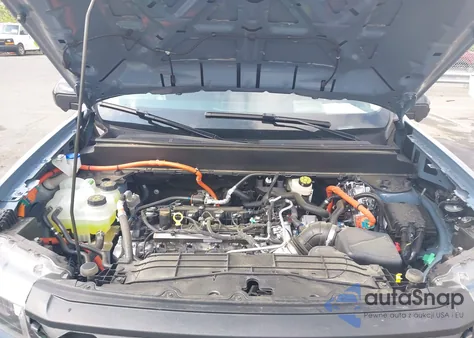 2025 Ford Maverick Lariat z USA, uszkodzony, nr VIN 3FTTW8S33SRA02281